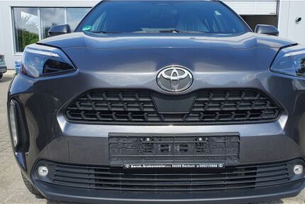 Toyota Yaris Cross 16.000 km 24.750 &euro; Beckum 59269