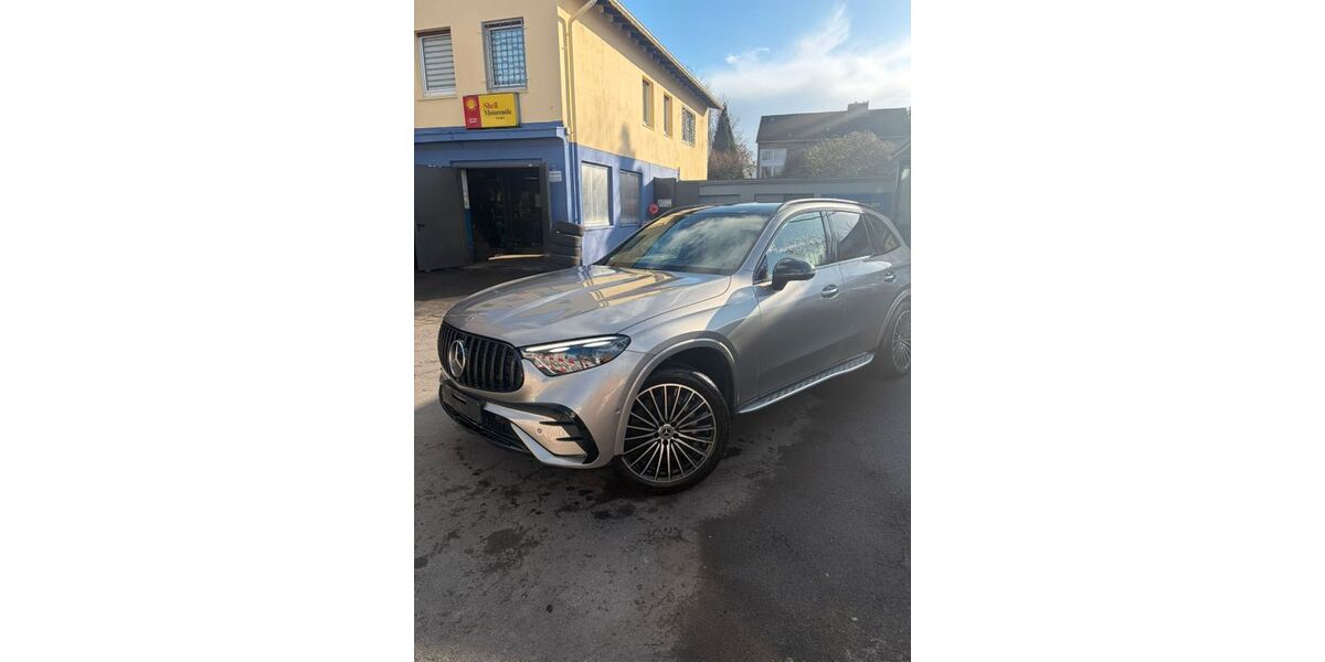Mercedes-Benz GLC 400 68.000 km 63.999 &euro; Kamen 59174