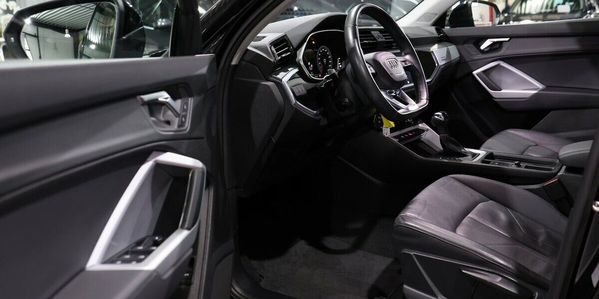 Audi Q3 40 TDI QUATTRO ADVANCED MATRIX-LED,VOLL-LEDER 86.000 km 29.999 &euro; Hamm 59077