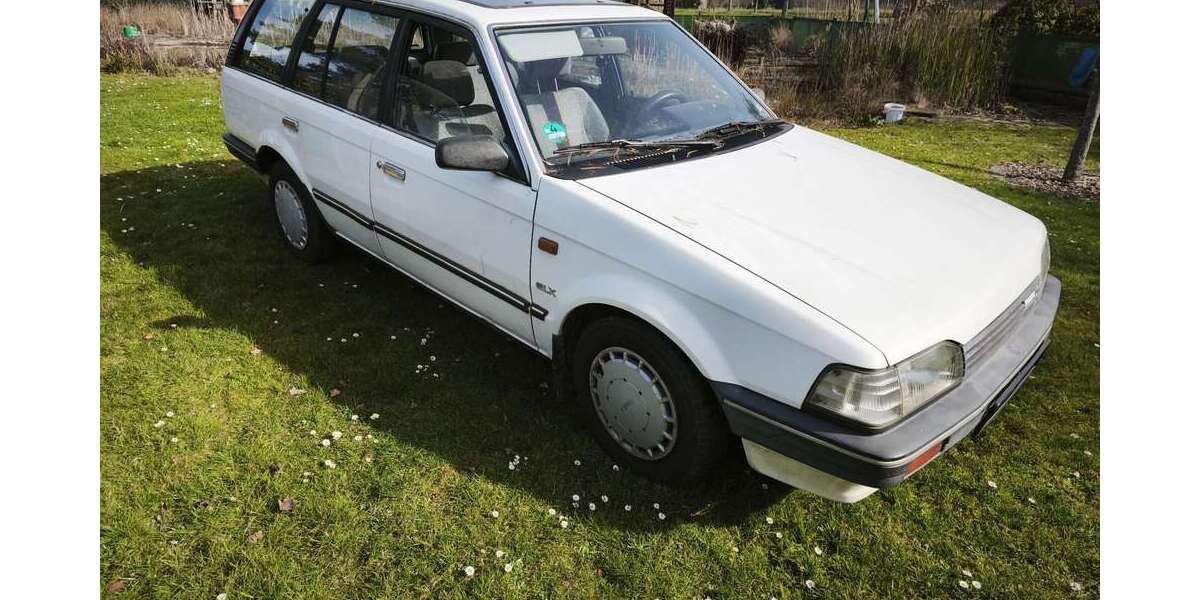 Mazda 323 187.071 km 950 &euro; Kamen 59174