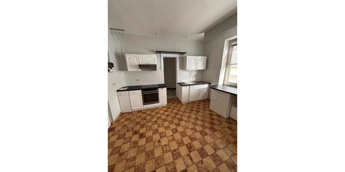 Terrassenwohnung Soest - 4 Zimmer, 125 m&sup2;, 1.250&euro; | Angebot:25978177