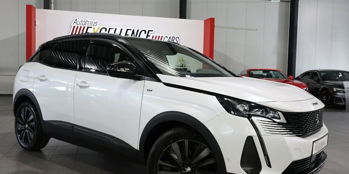Peugeot 3008 BLUE-HDI GT-SPORT / WHITE & BLACK / SCHÖN 56.000 km 22.991 &euro; Hamm 59077
