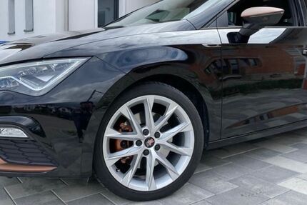 Seat Leon 99.995 km 18.999 &euro; Hamm 59063