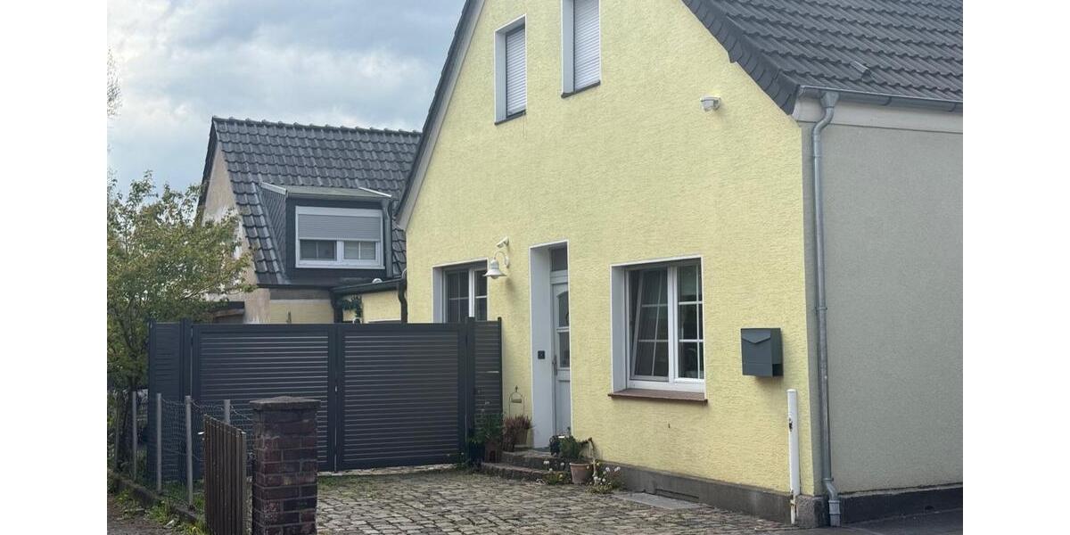 Doppelhaushälfte Hamm Heessen - 6 Zimmer, 146 m&sup2;, 399.000&euro; | Angebot:26213238