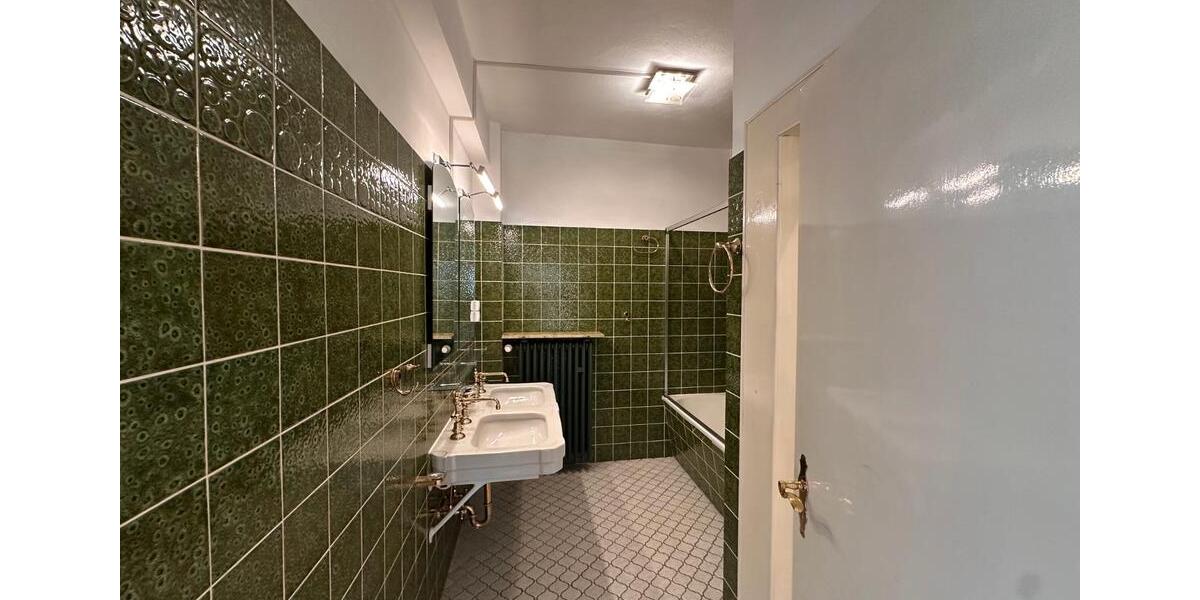 Terrassenwohnung Soest - 4 Zimmer, 125 m&sup2;, 1.250&euro; | Angebot:25978177