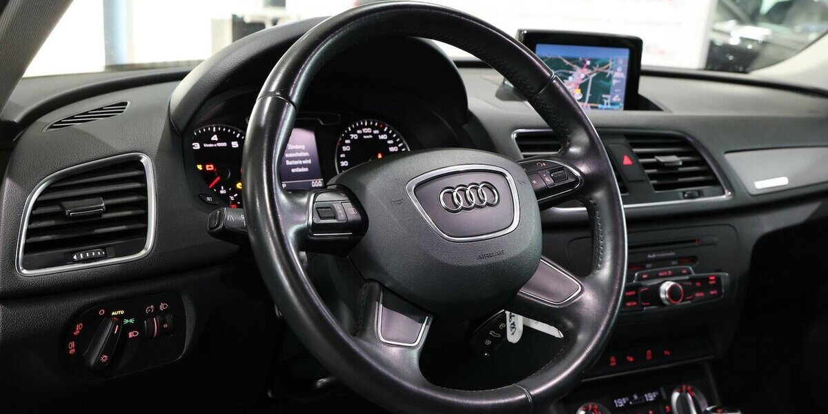Audi Q3 2.0 TFSI QUATTRO SPORT / NAVI+KAMERA / ALLRAD 97.000 km 14.533 &euro; Hamm 59077