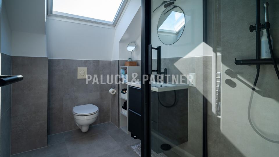 Dachgeschoßwohnung Werl - 3 Zimmer, 90 m&sup2;, 800&euro; | Angebot:25978176