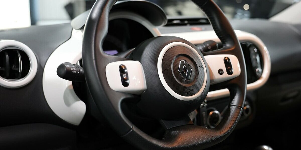 Renault Twingo INTENS ELECTRIC SPURHALTE, LEDER, KAMERA 12.000 km 13.111 &euro; Hamm 59077