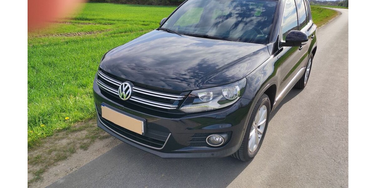 VW Tiguan 161.050 km 13.400 &euro; Rheda-Wiedenbrück 33378