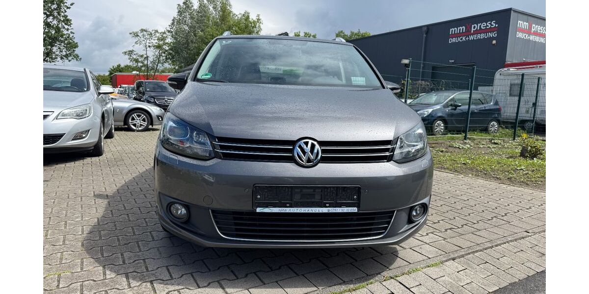 VW Touran 122.508 km 8.990 &euro; Münster 48157