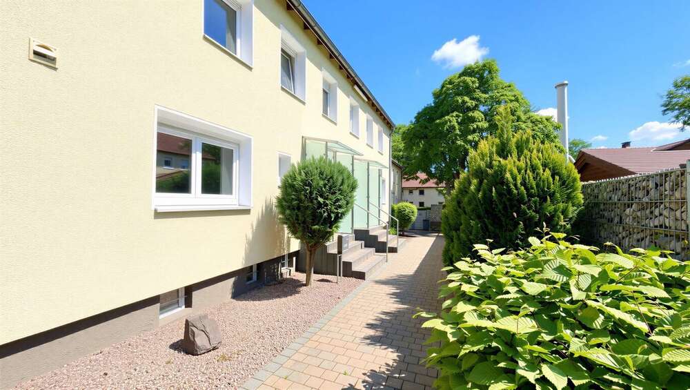 Bezugsfreie Reihenhaushälfte mit Vollausstattung, moderner Küche, Jacuzzi, Fitnessraum & Garten - Reihenmittelhaus Bönen | Angebot:26763156