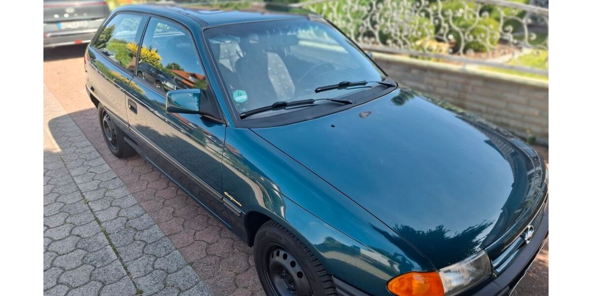 Opel Astra 73.750 km 3.890 &euro; Soest 59494