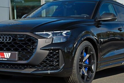 Audi RSQ8 2.000 km 178.900 &euro; Neubeckum 59269