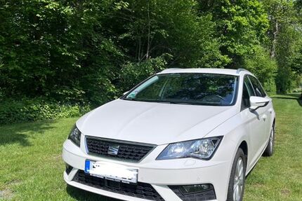 Seat Leon 144.318 km 9.499 &euro; Wadersloh 59329