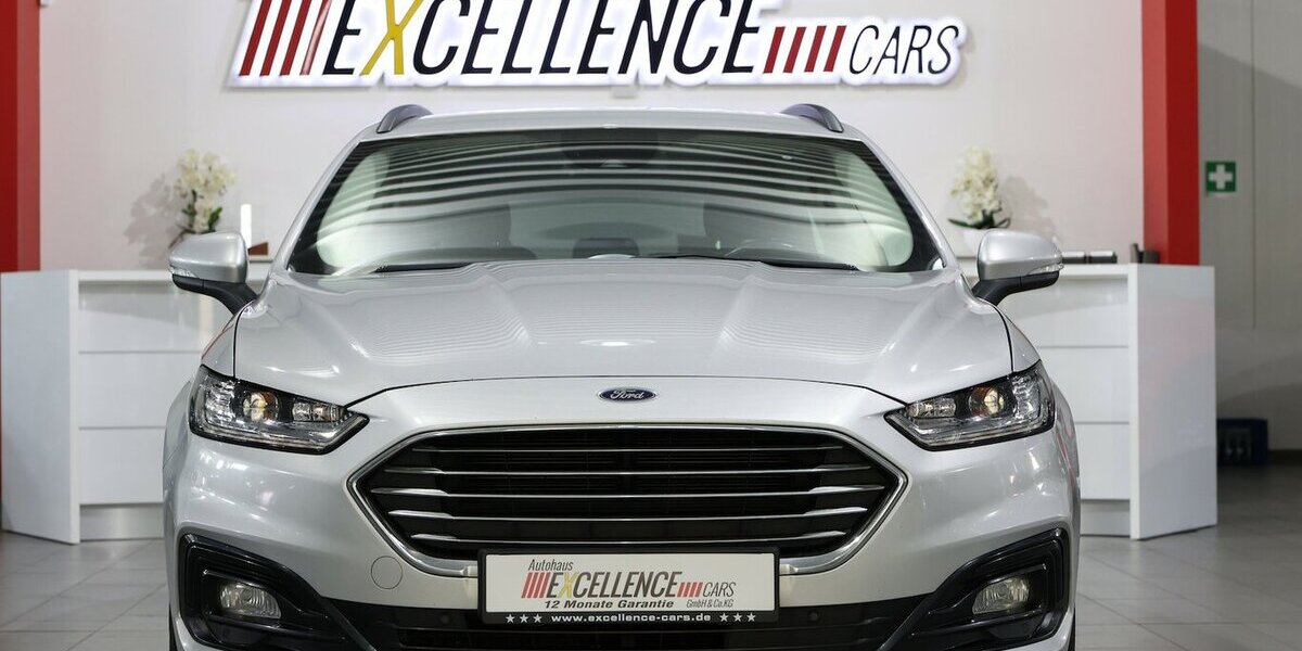 Ford Mondeo Tunier 2.0 EB / LED / NAVI+KAMERA / AHK 124.000 km 14.991 &euro; Hamm 59077