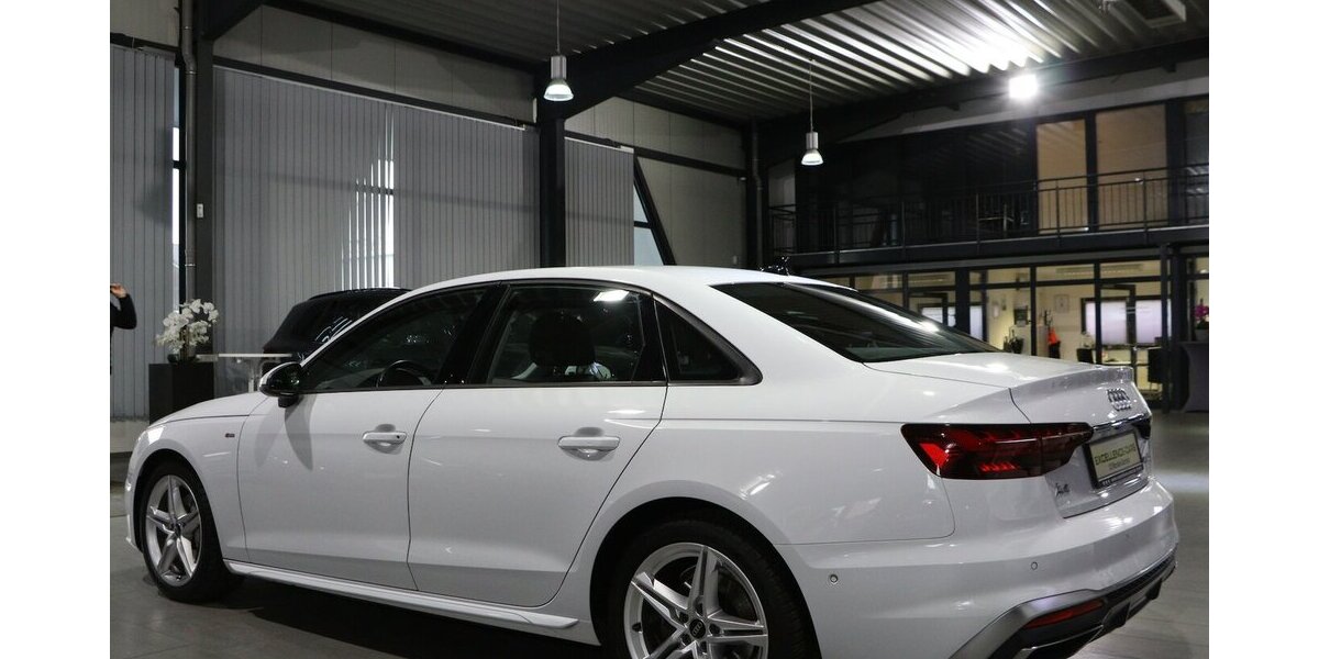Audi A4 LIMOUSINE 40 TDI S-LINE / MATRIX-LED / 109.000 km 27.111 &euro; Hamm 59077
