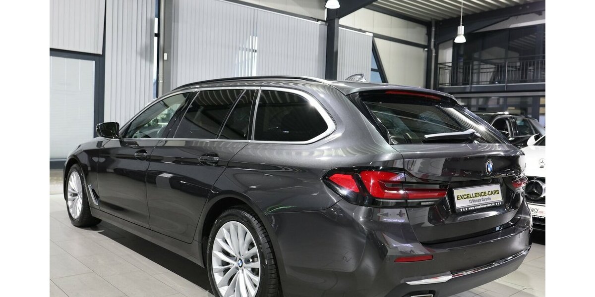 BMW 530i Touring INNOVATION LUXURY-LINE BUSINESS 45.000 km 38.777 &euro; Hamm 59077