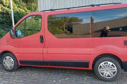 Opel Vivaro 236.000 km 6.250 &euro; Unna 59423