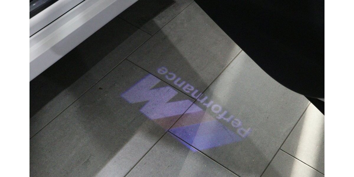 BMW X1 sDrive 18d M-SPORT SHADOW PANORAMA, LED, H/K 186.000 km 16.111 &euro; Hamm 59077