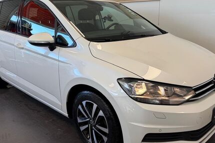 VW Touran 76.500 km 19.890 &euro; Soest 59494