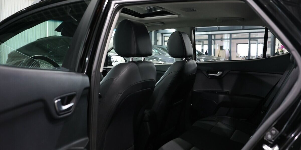 Kia Stonic 1.0 T-GDI PLATIUM-EDITION / SCHIEBEDACH / 62.000 km 13.777 &euro; Hamm 59077