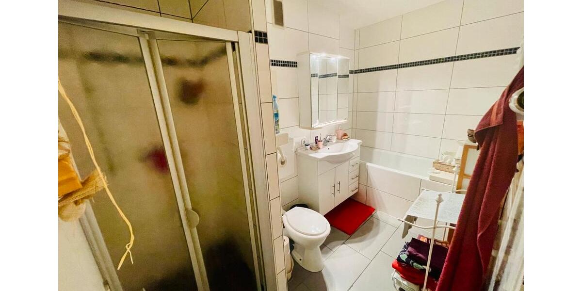 Erdgeschoßwohnung Bad Sassendorf - 3 Zimmer, 120 m&sup2;, 750&euro; | Angebot:24872641