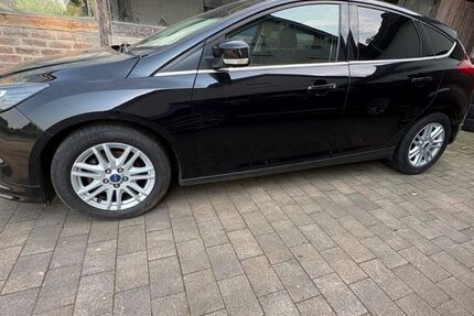 Ford Focus 161.900 km 2.900 &euro; Warendorf 48231