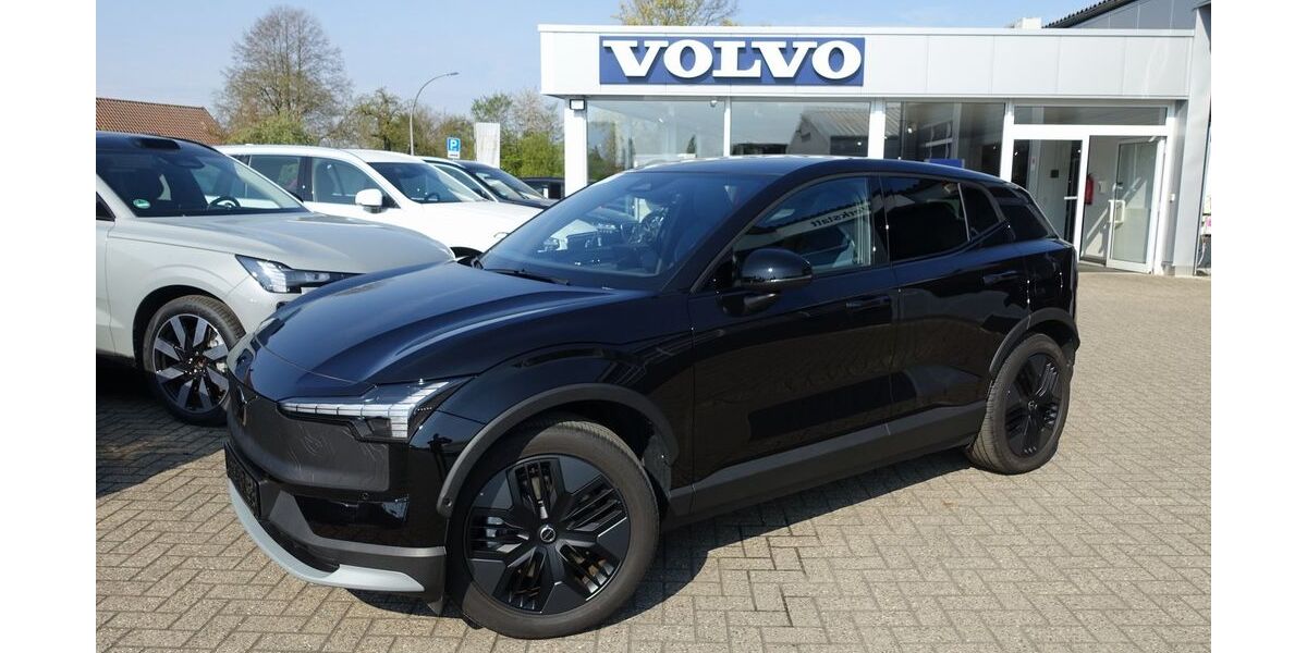 Volvo EX30 1.765 km 49.623 &euro; Warendorf 48231