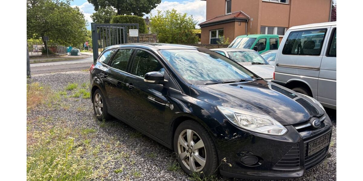 Ford Focus 198.000 km 2.900 &euro; Werl 59457