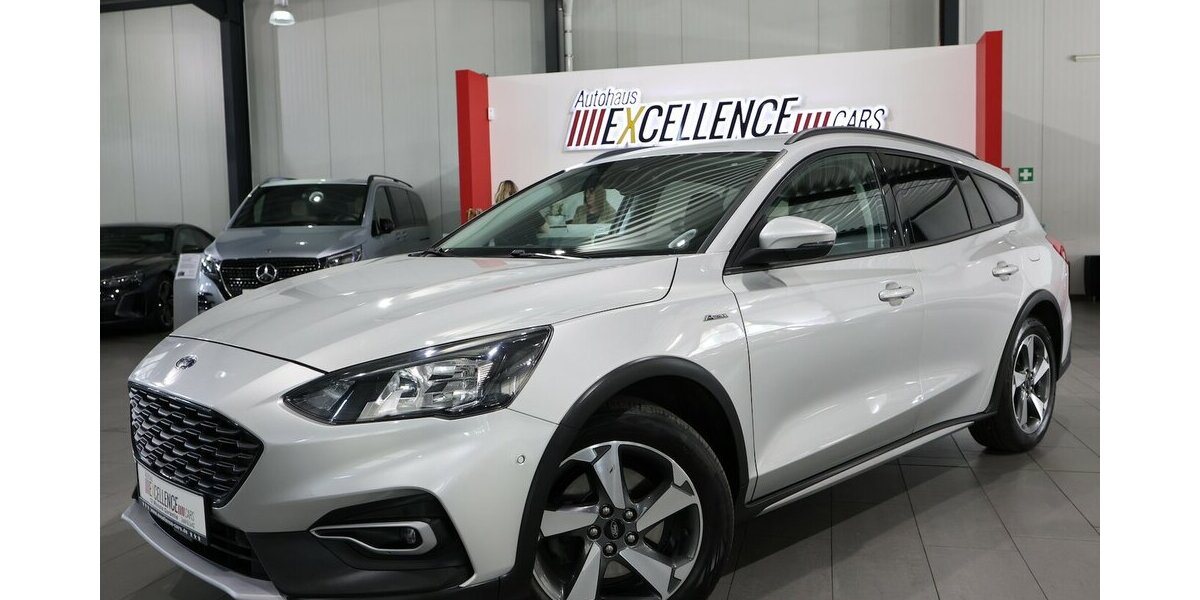 Ford Focus TUNIER 1.5 EB ACTIVE CROSS OVER / LED / 117.000 km 13.991 &euro; Hamm 59077