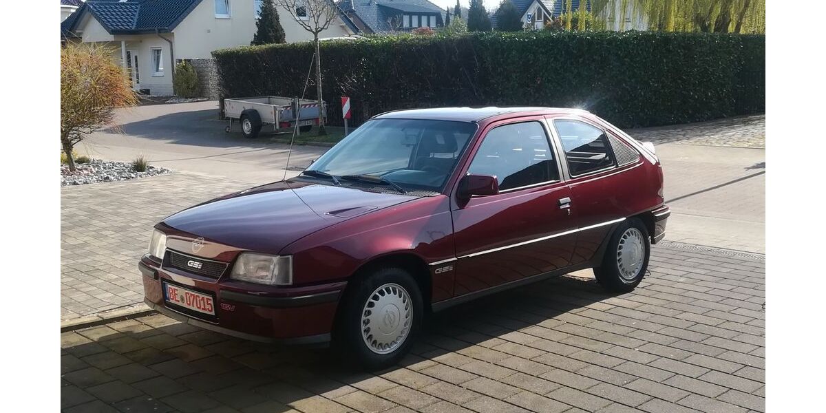 Opel Kadett 170.000 km 18.500 &euro; Oelde 59302