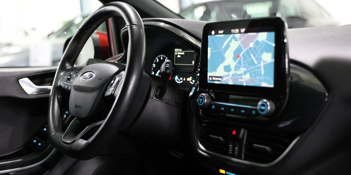Ford Fiesta 1.0 EB ST-LINE SPORT / LED / NAVI+APPLE 89.000 km 11.777 &euro; Hamm 59077