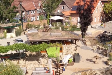 Exklusiv und außergewöhnlich: Anwesen direkt am Axtbach mit Beach und Erdmännchen (-gehege) - Haus Herzebrock-Clarholz Clarholz | Angebot:23407269