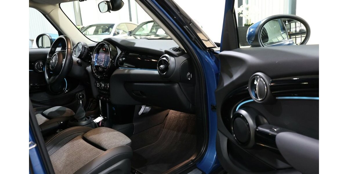 Mini ONE CLASSIC-TRIM / LED / LEDER / NAVI+APPLE 60.000 km 17.777 &euro; Hamm 59077