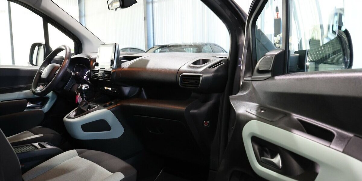 Citroen Berlingo 1.5 BLUE-HDI FEEL XL130 / 7-SITZER / 136.000 km 15.555 &euro; Hamm 59077