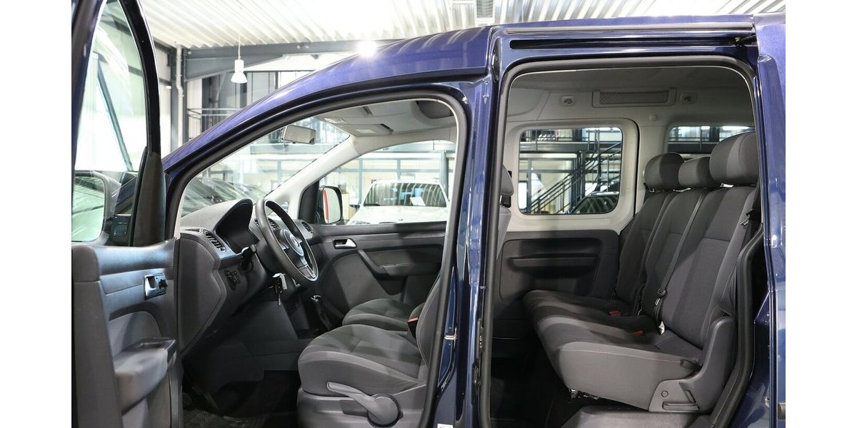 VW Caddy Kombi 1.6 TDI / 5-SITZER / -OPTIK / AHK 128.000 km 13.444 &euro; Hamm 59077