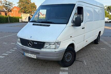 Mercedes-Benz Sprinter 900.000 km 3.999 &euro; Oelde 59302
