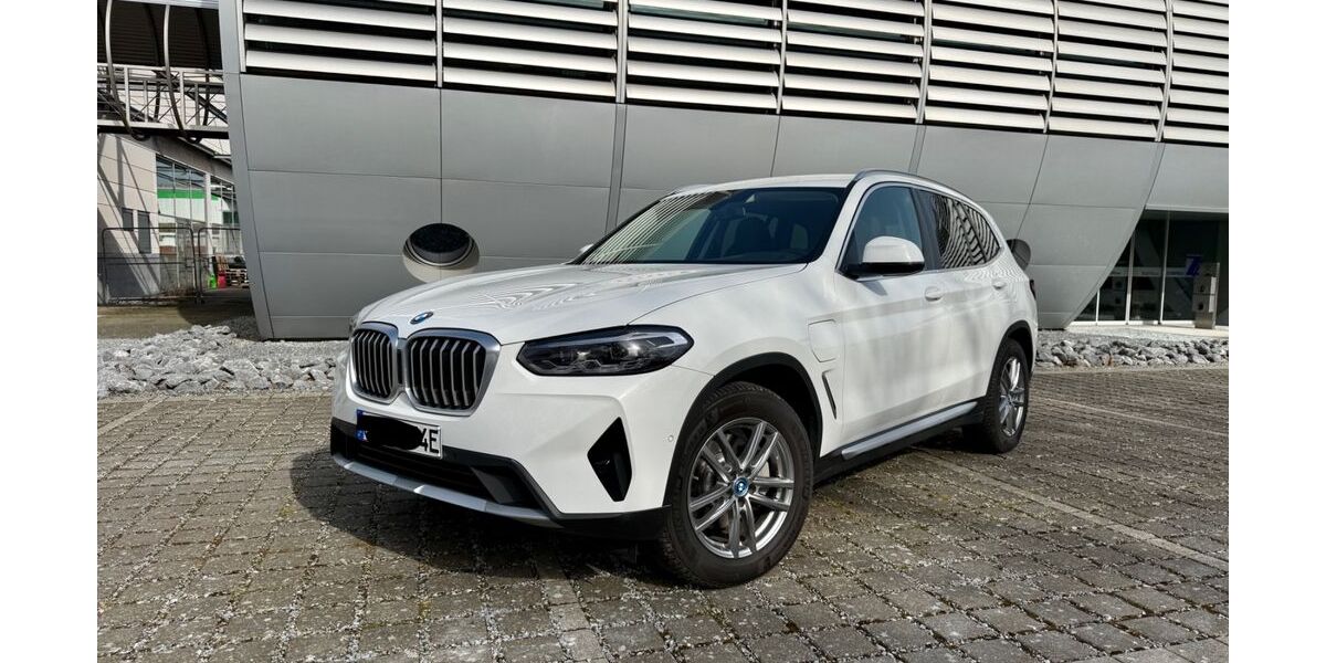 BMW X3 28.280 km 36.900 &euro; Soest 59494