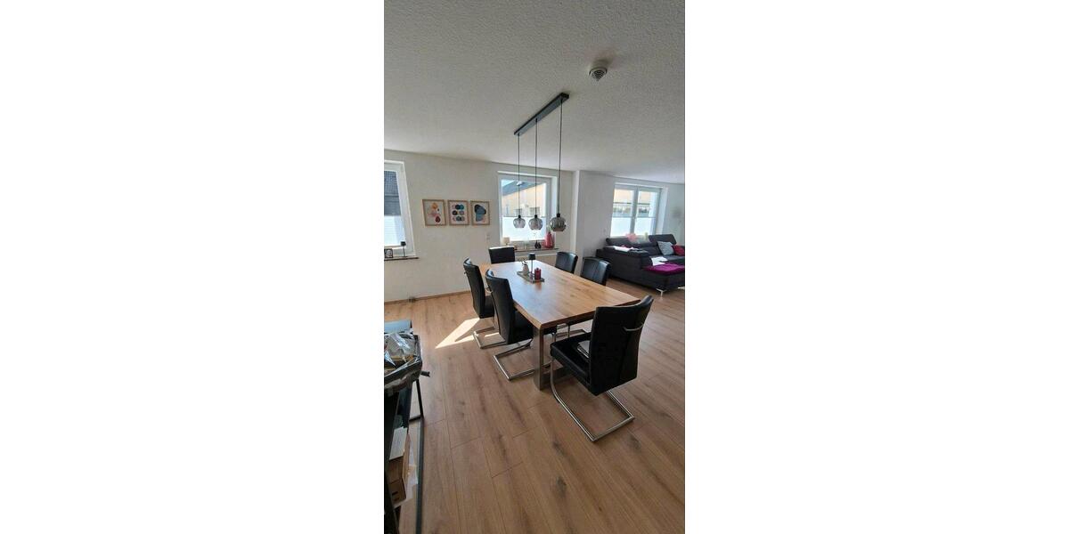 Erdgeschoßwohnung Werl - 4 Zimmer, 135 m&sup2;, 985&euro; | Angebot:26033793