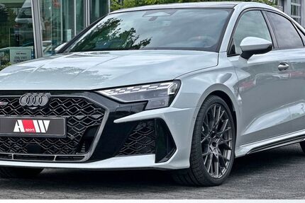 Audi RS3 2.000 km 85.900 &euro; Neubeckum 59269