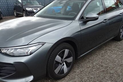 VW Passat Variant 30.389 km 27.990 &euro; Werl 59457