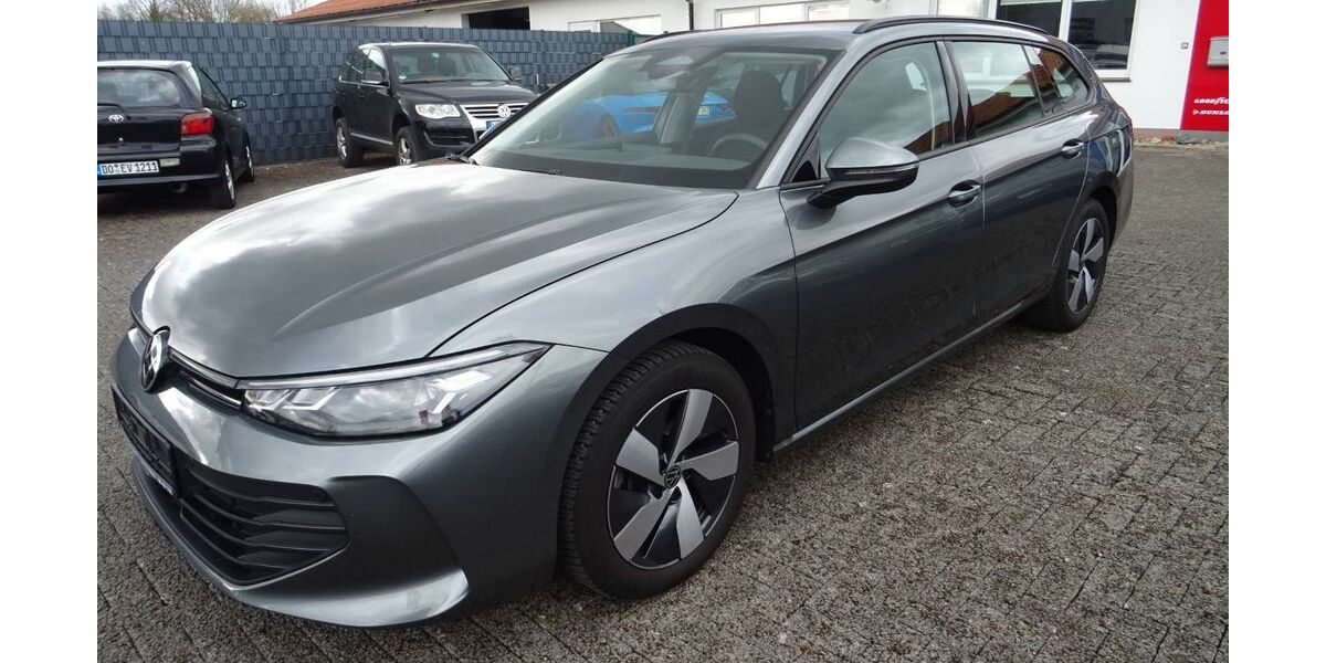 VW Passat Variant 30.389 km 27.990 &euro; Werl 59457