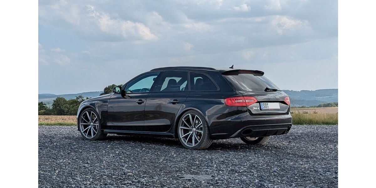 Audi RS4 128.000 km 36.500 &euro; Wickede 58739