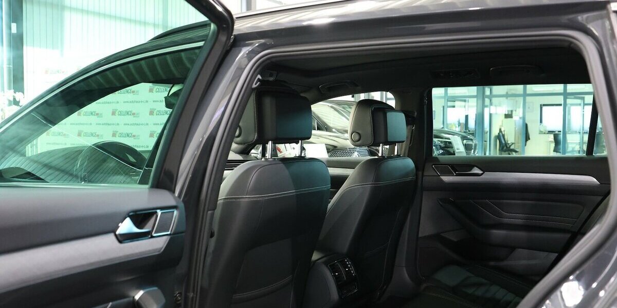 VW Passat Variant 2.0 TDI DSG BUSINESS IQ PANORAMA 122.000 km 22.222 &euro; Hamm 59077