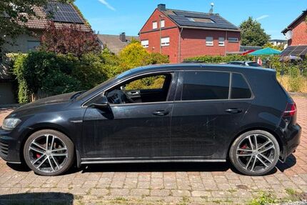 VW Golf 232.500 km 12.449 &euro; Hamm 59077