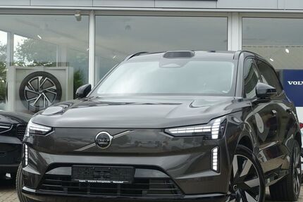 Volvo EX90 5.373 km 71.900 &euro; Warendorf 48231