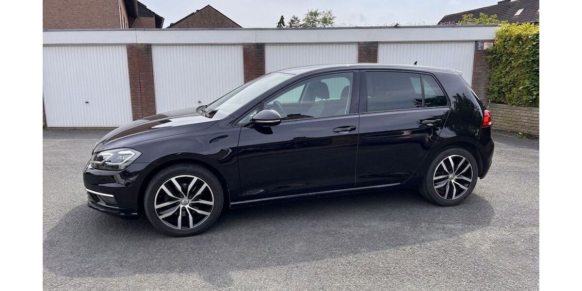 VW Golf 136.632 km 13.999 &euro; Ascheberg 59387