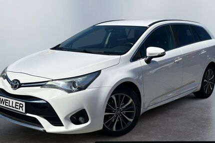 Toyota Avensis 128.000 km 16.490 &euro; Münster 48163