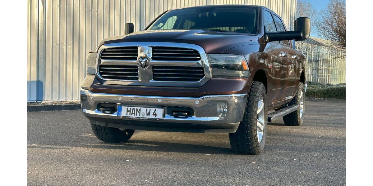Dodge RAM 85.000 km 27.950 &euro; Hamm 59069