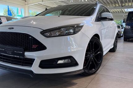 Ford Focus 168.520 km 8.990 &euro; Oelde 59302
